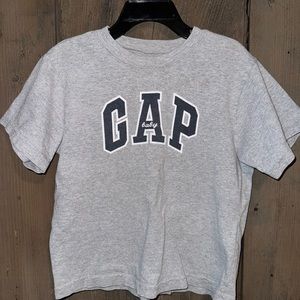 ✨3/$12 Gap T-Shirt